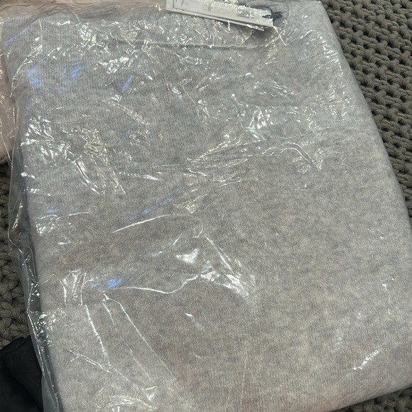 7 For All Mankind Cashmere Blend Crewneck Sweater White Sand - Picture 8 of 8